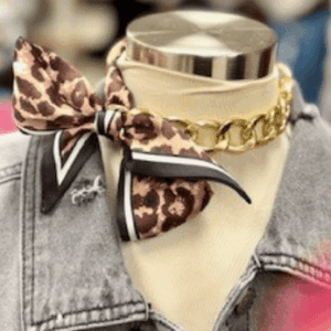 SCARF WITH GOLD CHAIN